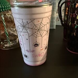Swig Party Cup 24oz Tumbler- Halloween